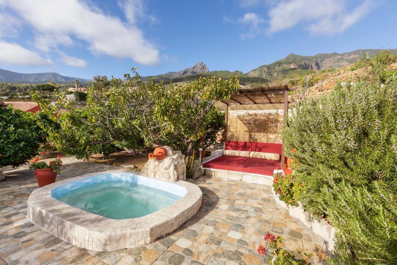 Mountain Getaway For Hikers 2 *